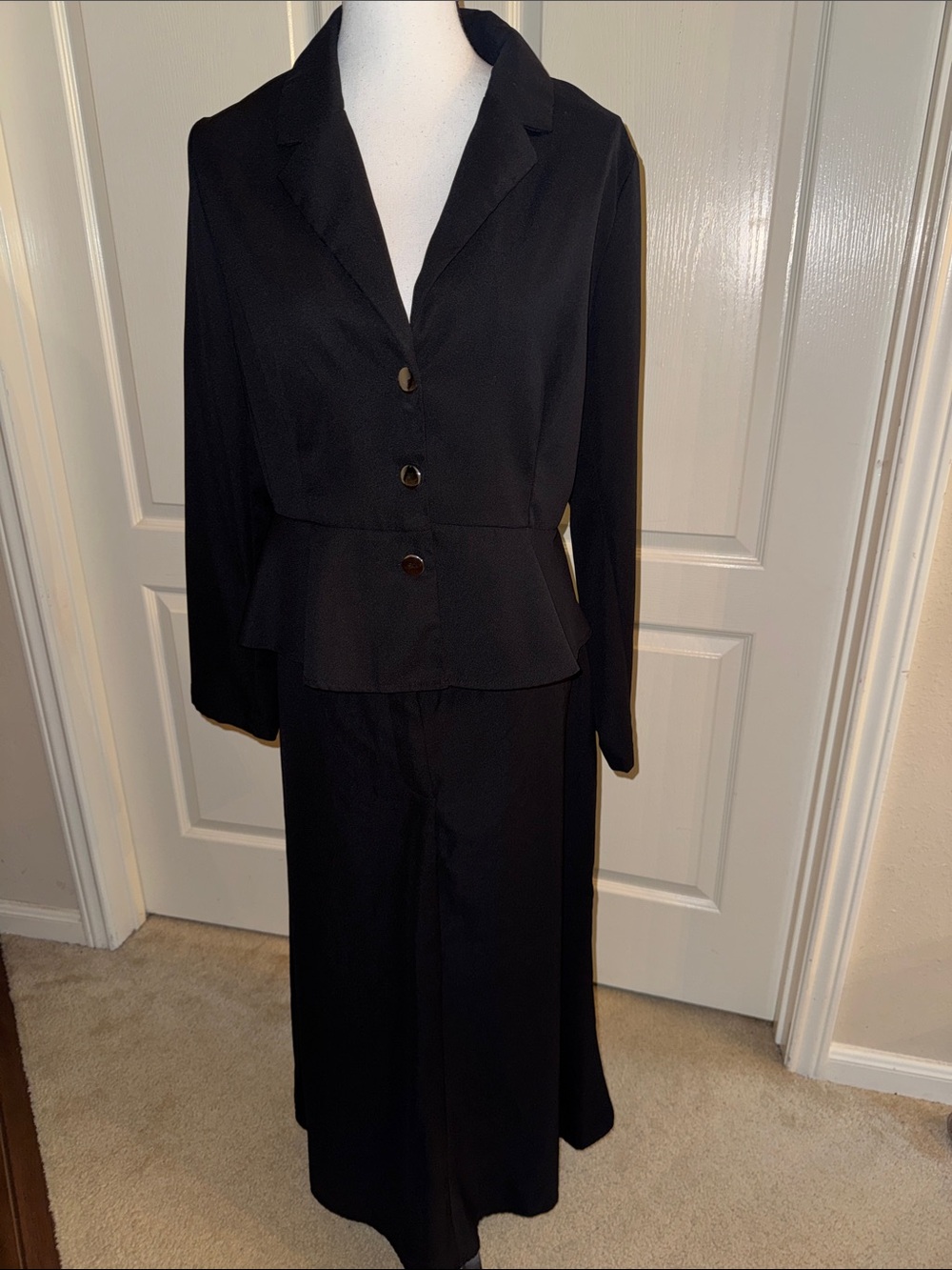 Black Women's Skirt Suit - Tailored Peplum Suit Style - Size XL